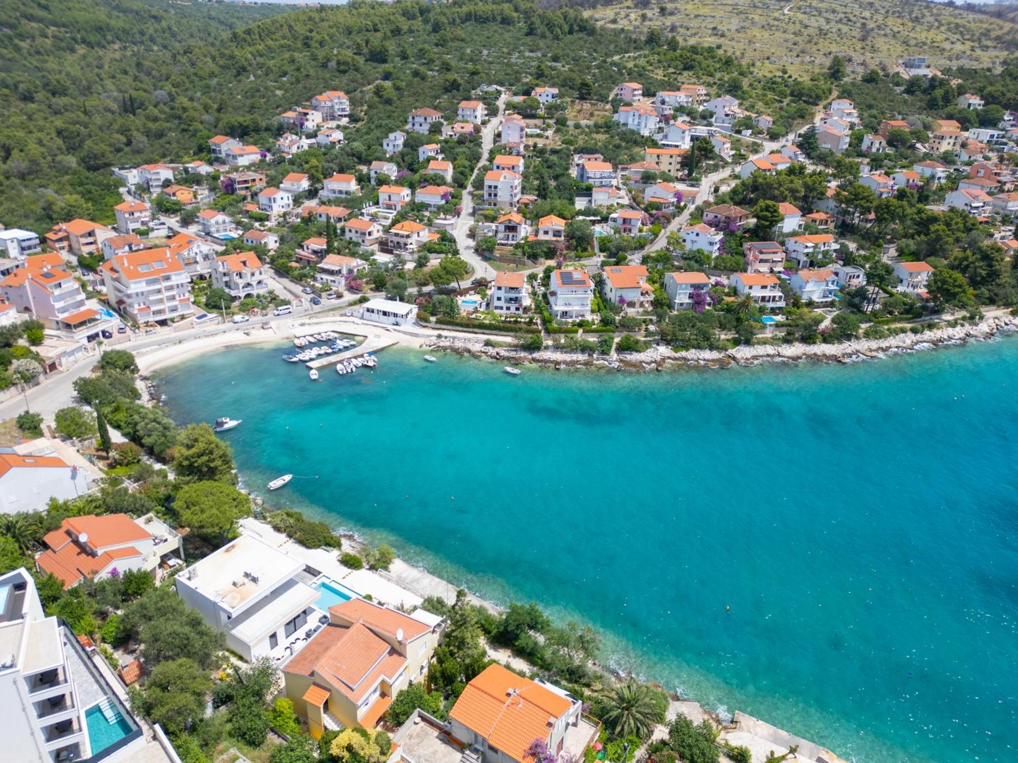 Villa Roma Sauna And Hydrotherapy Pool Trogir Exterior foto